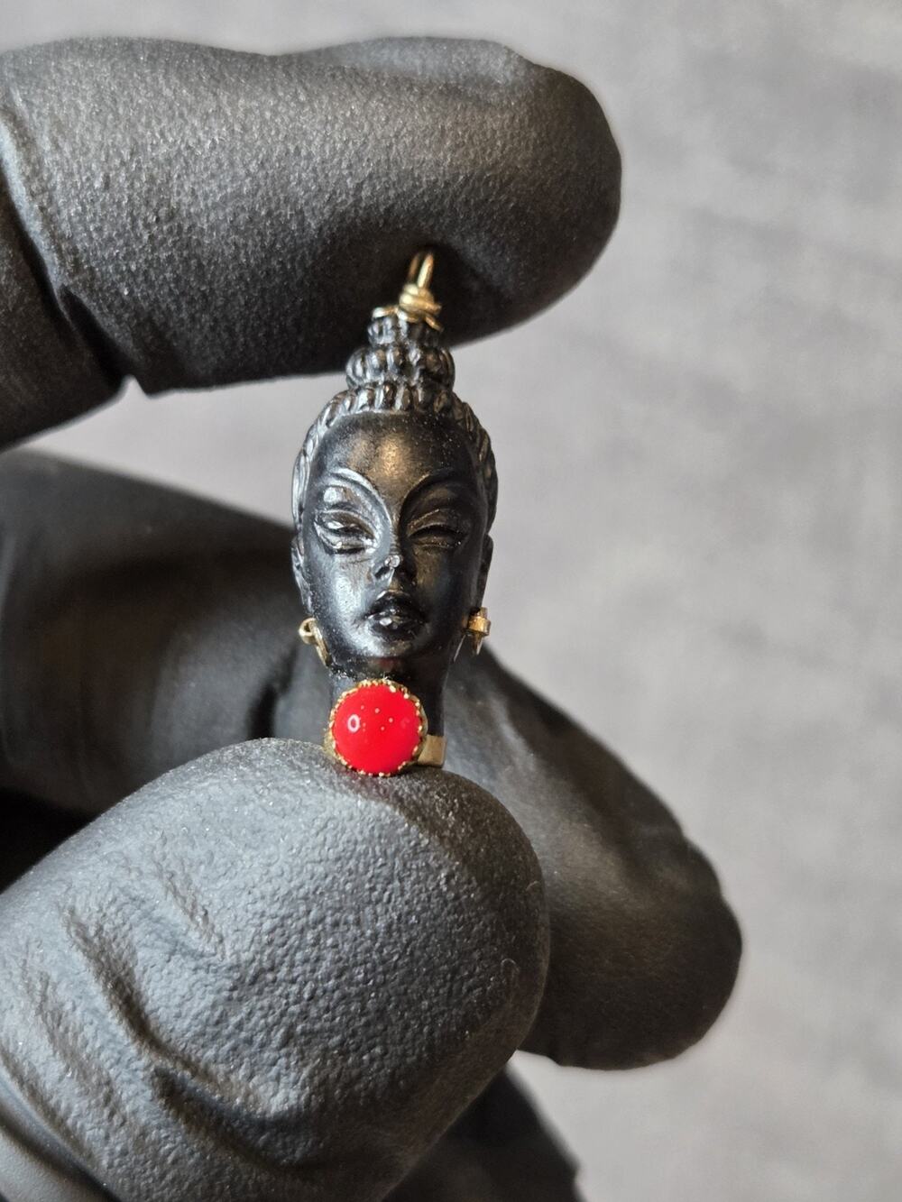 VTG Italian 10K Gold Carved Moretto Head Pendant Red Cabochon Italy Blackamoor